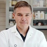 Portrait of Andrew Pask